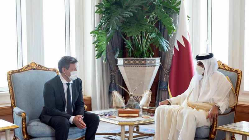 德国经济部长哈贝克与卡塔尔埃米尔塔米姆