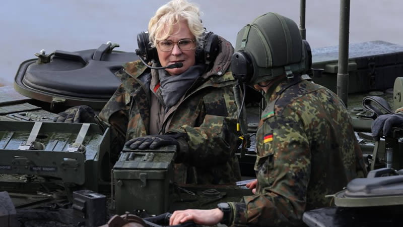 德国国防部长克里斯蒂娜·兰布雷希特（Christine Lambrecht）