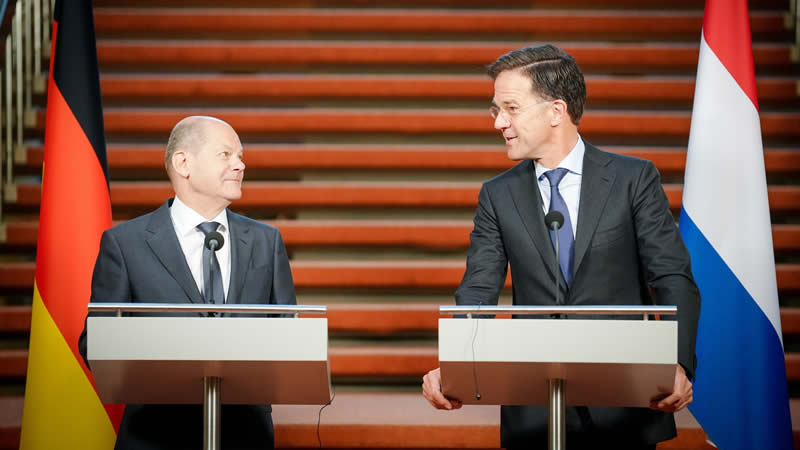 德国总理朔尔茨和荷兰首相吕特