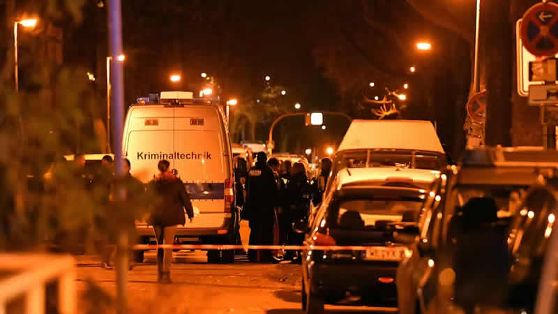 柏林街道一男子被刺身亡