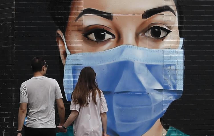 德国宣传戴口罩的壁画