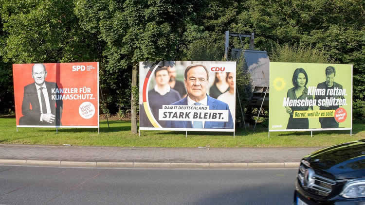 德国大选街道宣传画